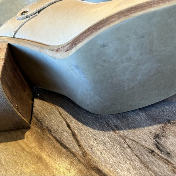 Frye clogs - Picture 2 of 4